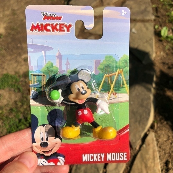 5/$13 Mickey Mouse Baseball Park Mini Figure Disney Toy - Picture 7 of 10